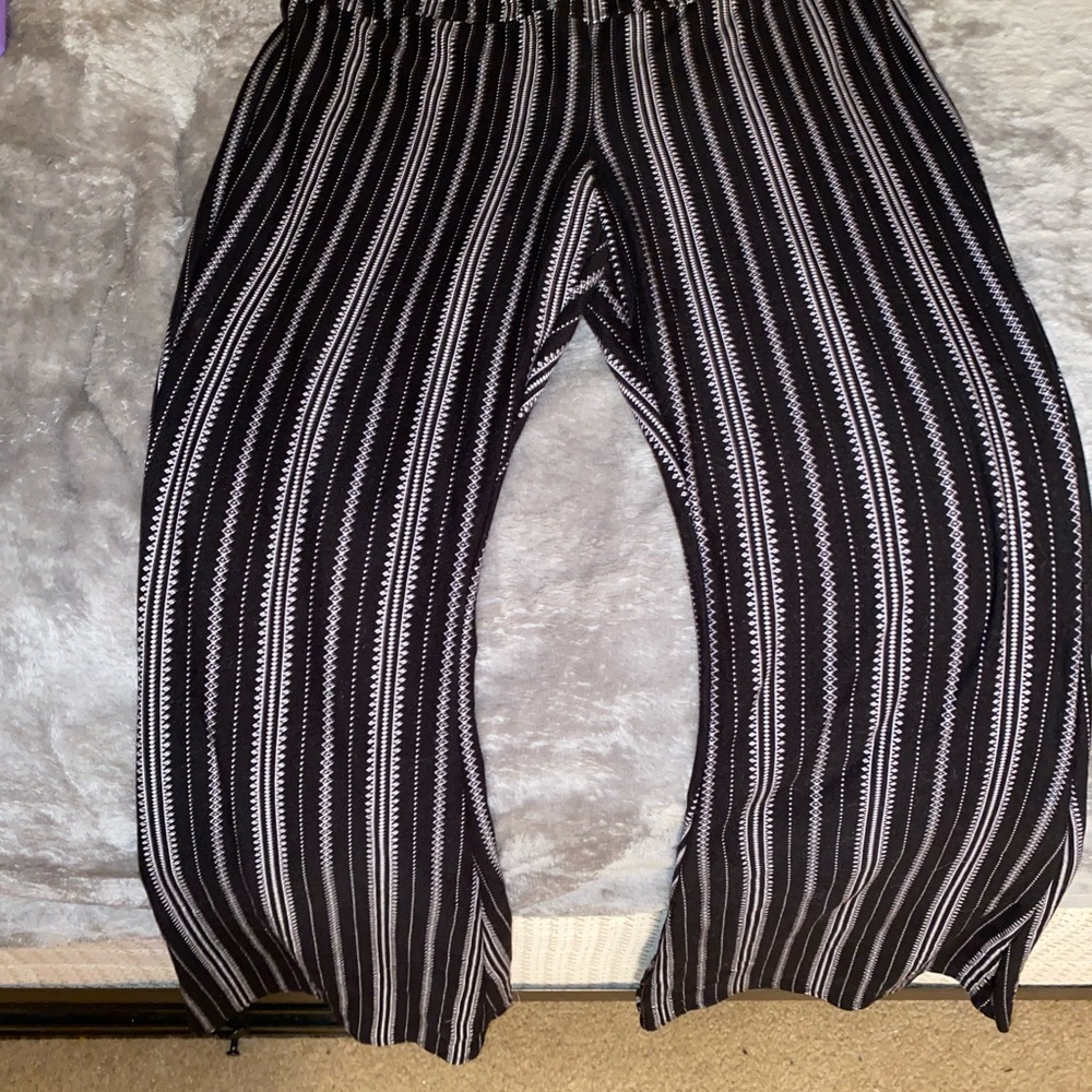 Bundle for @idadooley vs pink l/xl set& xxl flare pants